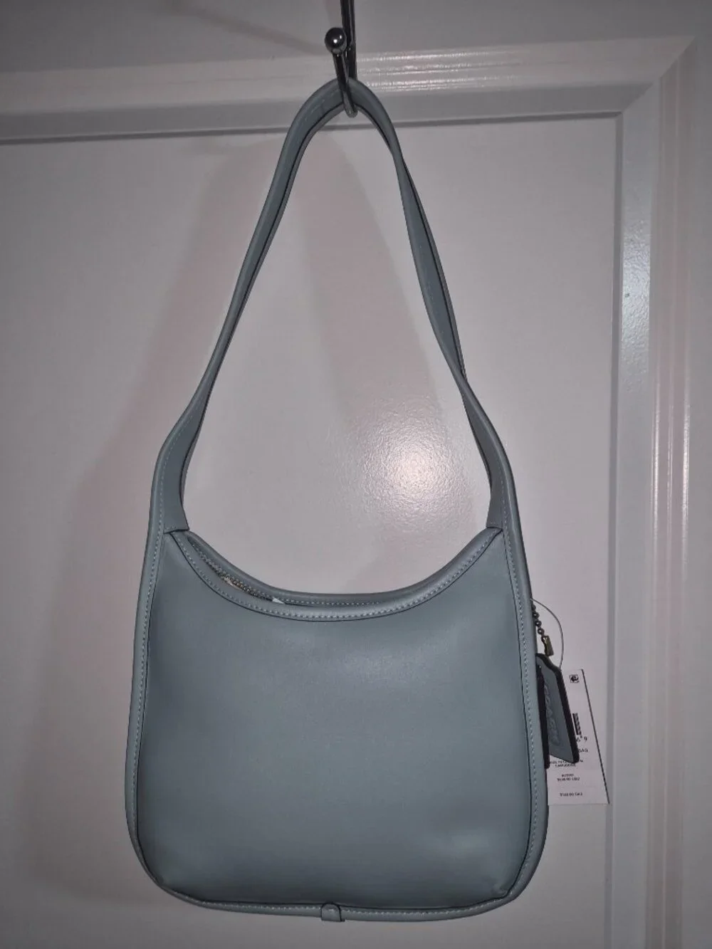 NWT Coach Curve Zip